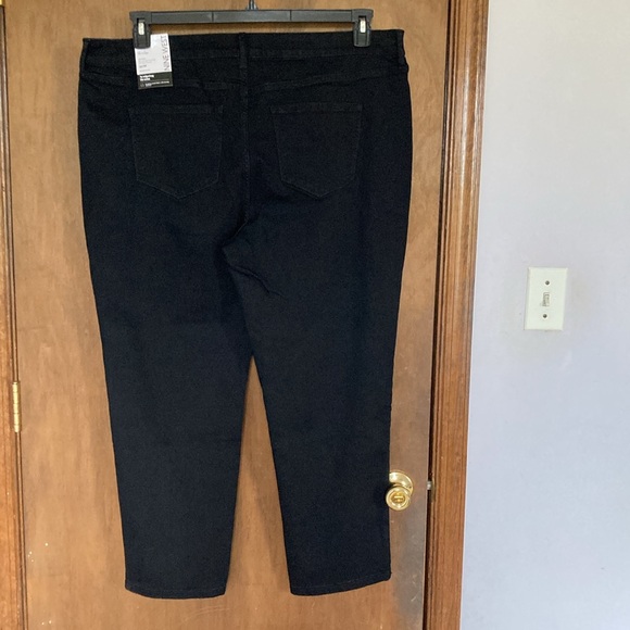 Relisted Nine West black high rise slim straight jean with sculpting denim 20W - Picture 16 of 17